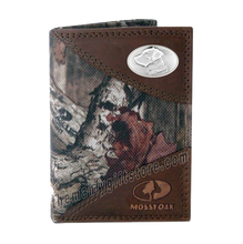 Load image into Gallery viewer, Labrador DOG Mossy Oak Camo Trifold Wallet