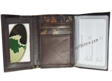 Load image into Gallery viewer, Turkey Strutting Mossy Oak Camo Zep Pro Trifold Leather Wallet