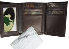 Load image into Gallery viewer, Saltwater Redfish Mossy Oak Camo Zep Pro Trifold Leather Wallet